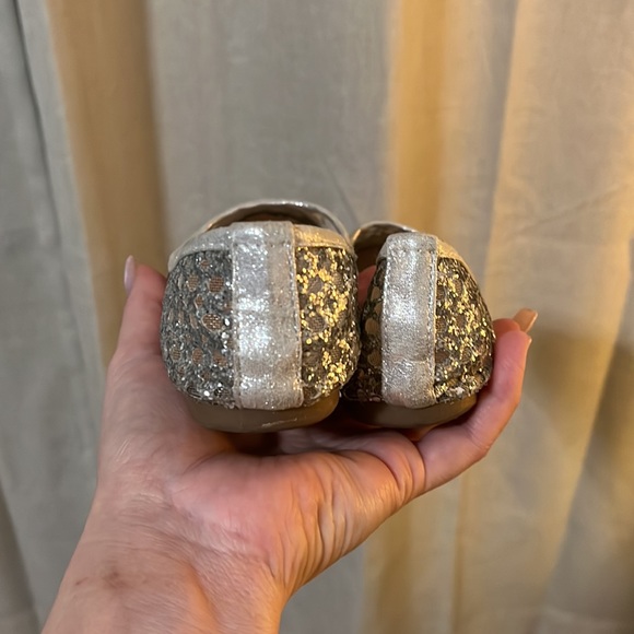 Link Girls Slip on Silver Glitter Ballet Flats Shoes Size 1 - Picture 3 of 7